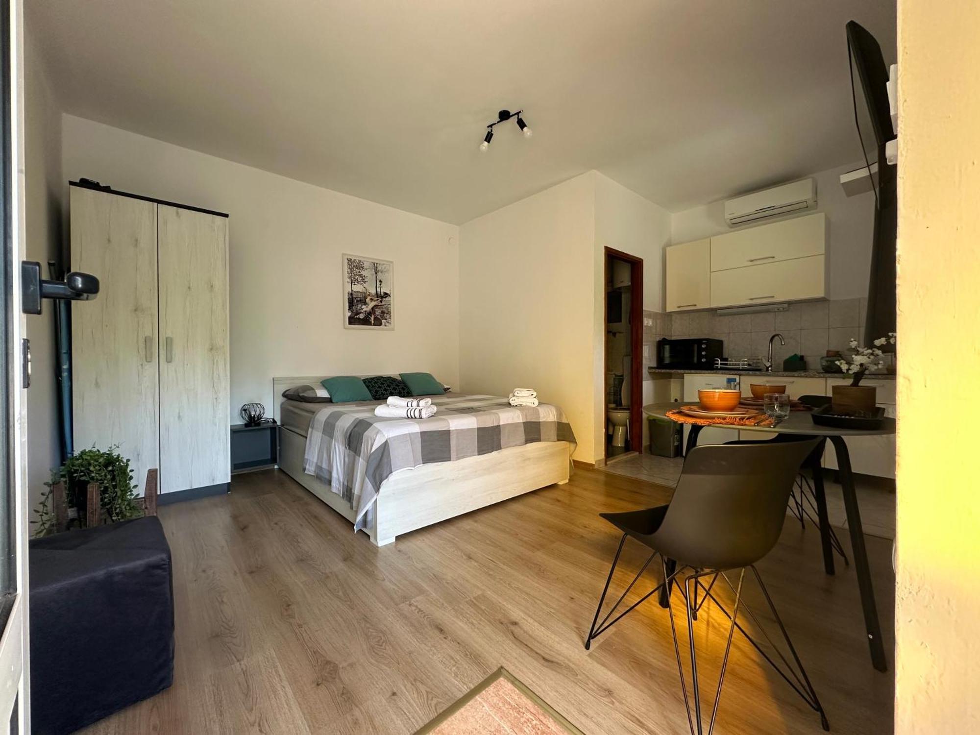 Studio Apartment Coce Τρογκίρ Εξωτερικό φωτογραφία
