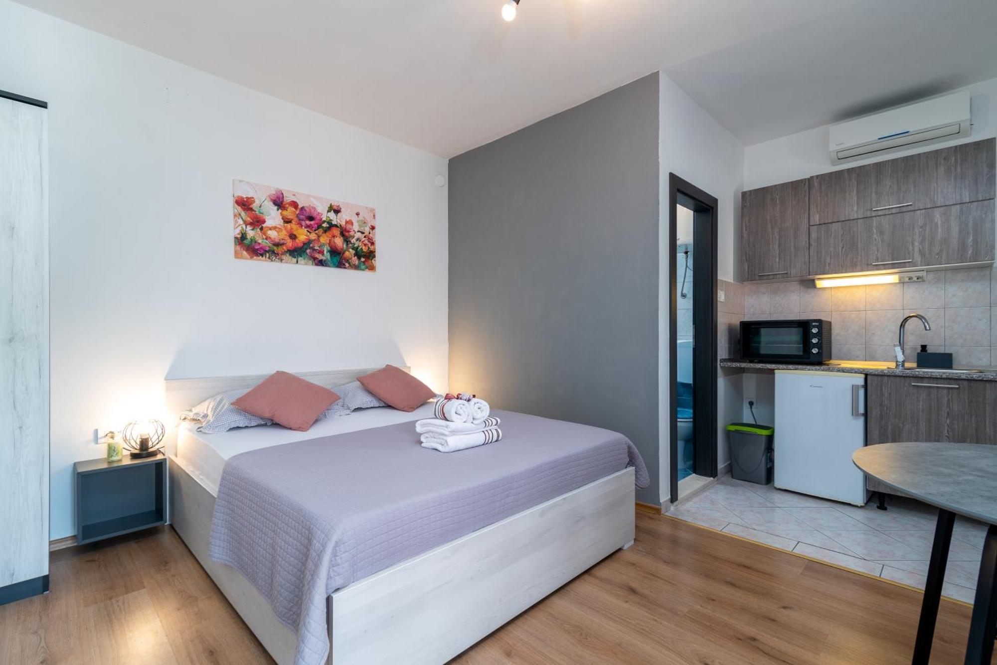 Studio Apartment Coce Τρογκίρ Εξωτερικό φωτογραφία