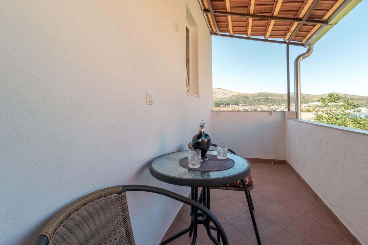 Studio Apartment Coce Τρογκίρ Εξωτερικό φωτογραφία