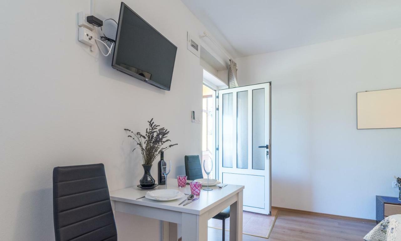 Studio Apartment Coce Τρογκίρ Εξωτερικό φωτογραφία