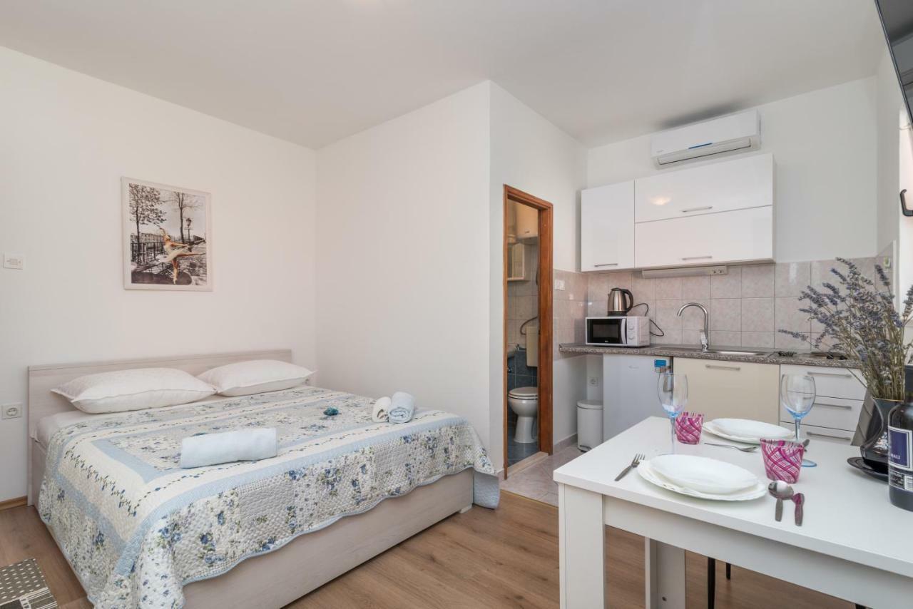 Studio Apartment Coce Τρογκίρ Εξωτερικό φωτογραφία